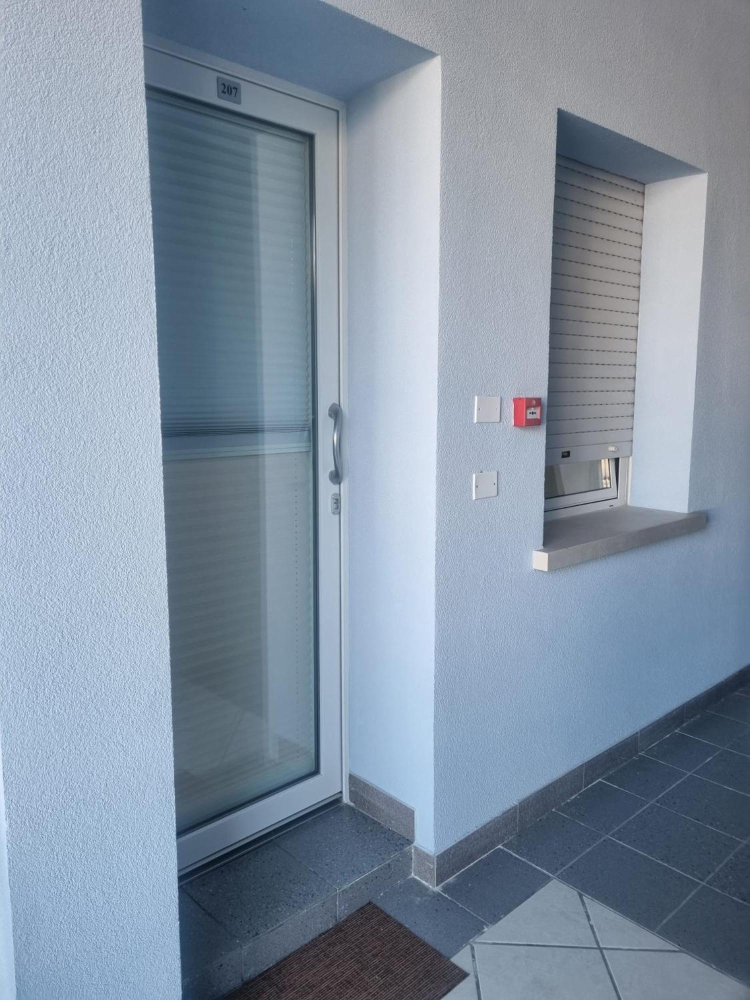 假日公寓式酒店 利尼亚诺萨比亚多罗 客房 照片